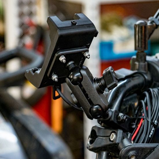 Garmin Montana 700, 750 комплект крепления Moto/ATV с питанием и аудио (010-12881-03)