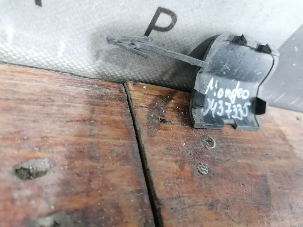 Заглушка буксировочного крюка Ford Mondeo 5 14-22 Б/У Оригинал 5342840