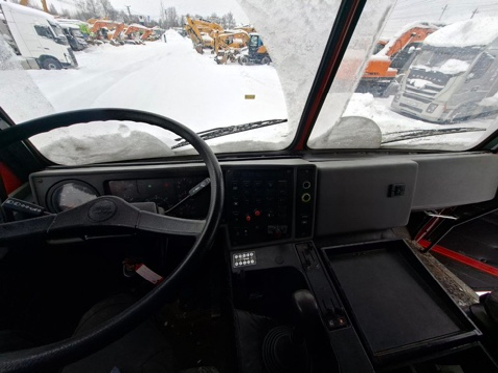 МАЗ 6317 6x6 Самосвал 780130 	(Дизельный, 14,9 л, 418 л.с., МТ)