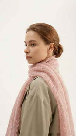 Оренбургский пуховый палантин А16070-06 магнолия