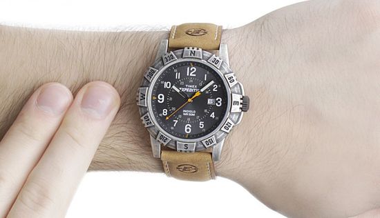 Наручные часы Timex T49991