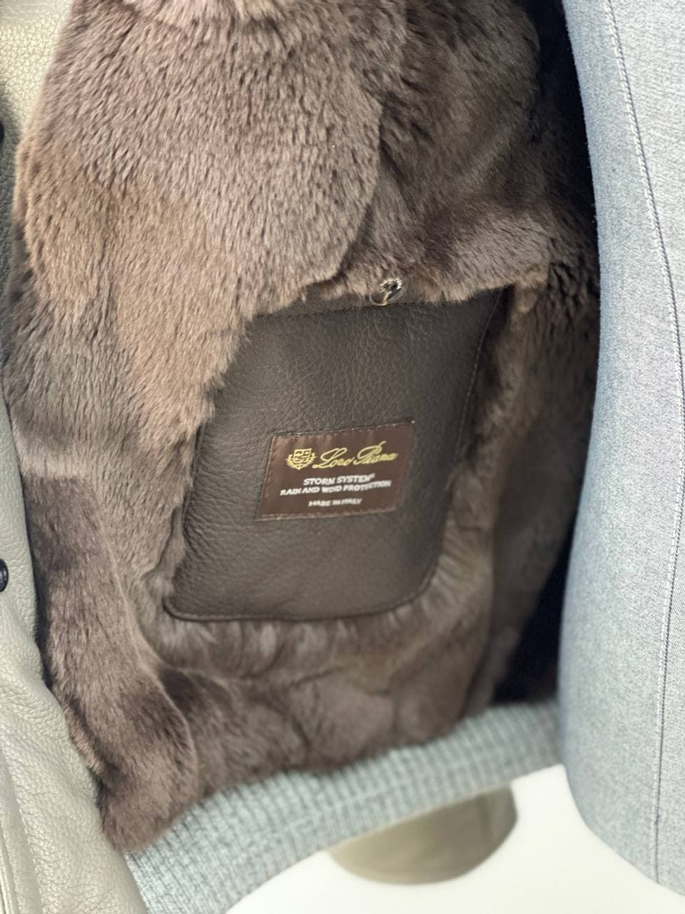 Куртка Loro Piana с мехом
