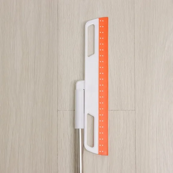 Водосгон для пола поворотный Raccoon, 2-х секционный, черенок из нержавеющей стали, 35×6×81 см, цвет белый, оранжевый