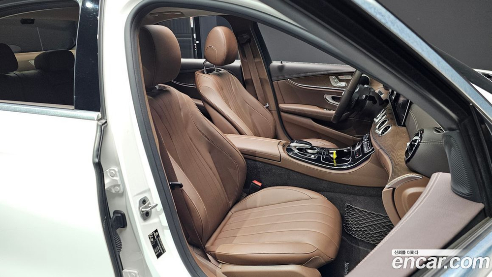 Mercedes-Benz E-Class W213 E220d 4MATIC Exclusive (07.2020)