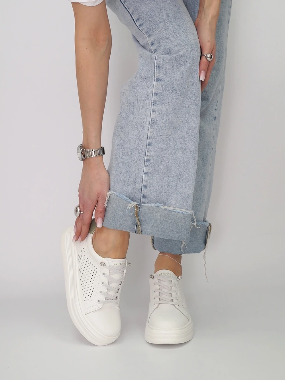 Кроссовки женские летние натуральная кожа