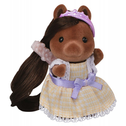 Набором Sylvanian Families Игровая площадка Салон красоты Пони