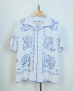 Рубашка Soeurs с Синими Вышитыми Цветами белая