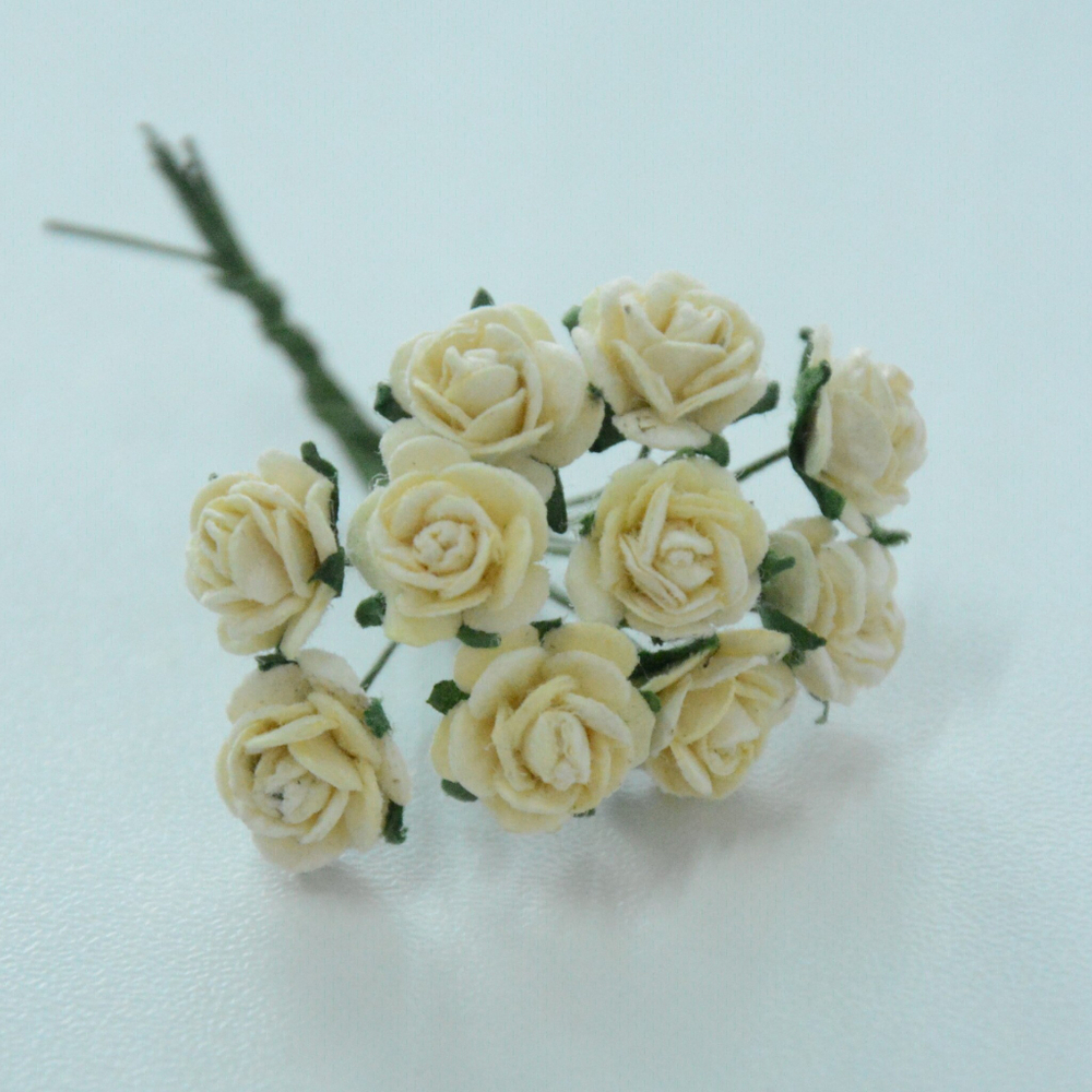 Роза открытая мини 1 см на ножке