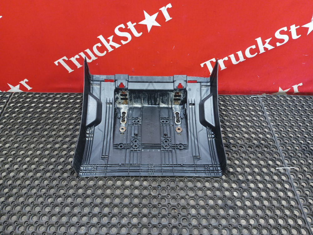 Крыло заднее передняя часть 2018г.