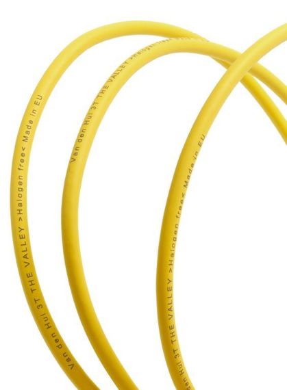 Кабель межблочный аналоговый RCA Van den Hul 3T The Valley. Длина 1,5 метра