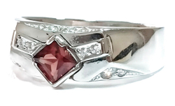 Ювелирное кольцо мужское с гранатом,серебро,родий