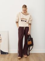 СВИТШОТ НА ОДНО ПЛЕЧО «WINNER» КРЕМ-БРЮЛЕ