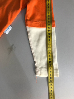 Лонг яркого цвета, визуально на 3 года