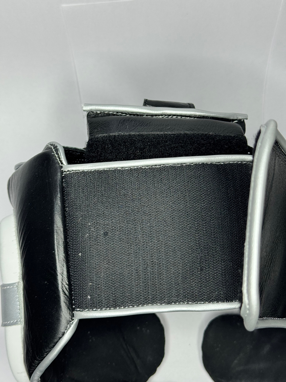 Шлем боксерский полная защита  Arcada черный/белый