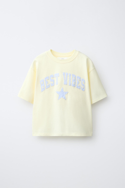 ZARA ФУТБОЛКА С НАШИВКОЙ В КЛЕТКУ ВИШИ, ЖЕЛТЫЙ