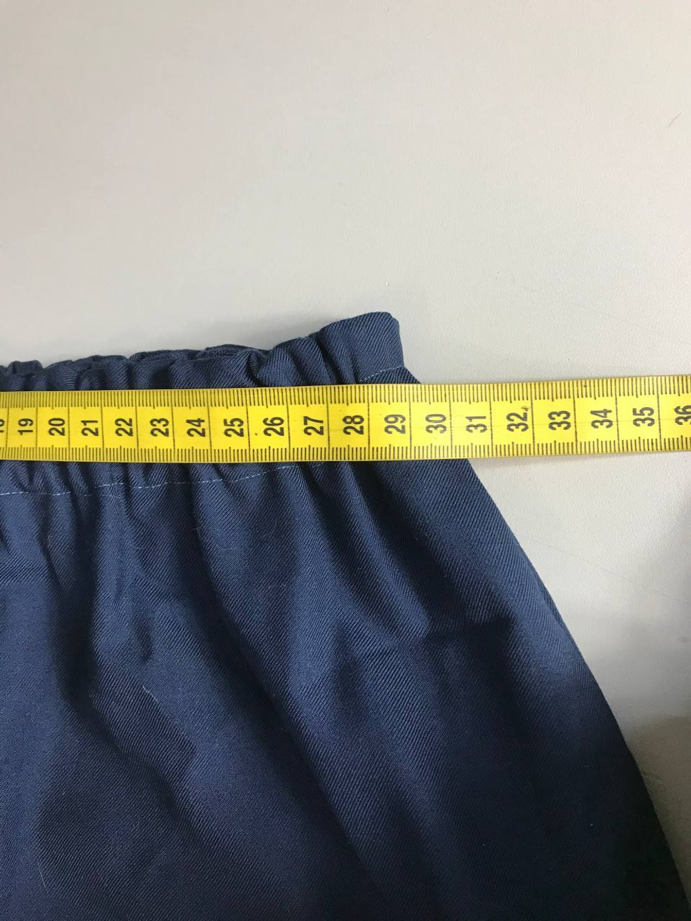 Юбка H&M для стильной девушки, визуально 44 размер