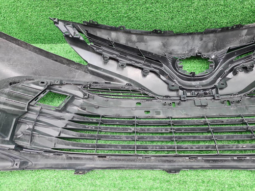 Бампер передний Toyota Camry 8 XV70 (2017-2021)