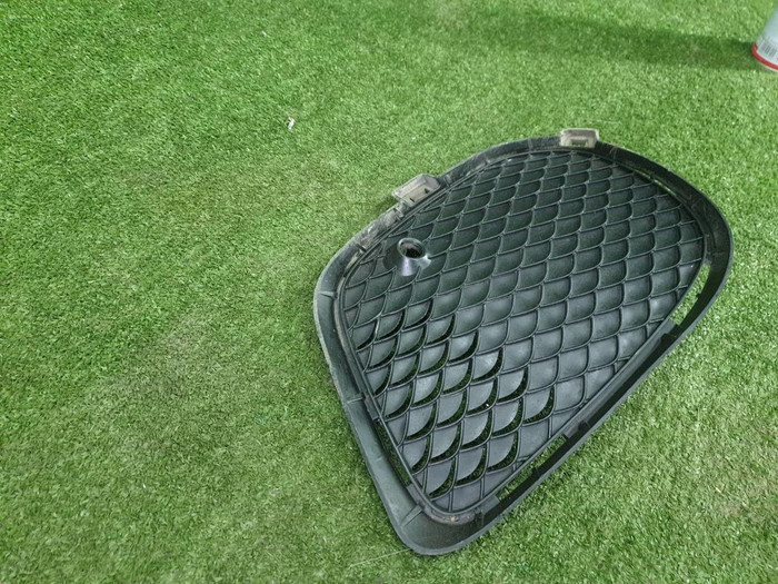 Накладка переднего бампера правая Mercedes GLE C292 (2015-2019) AMG