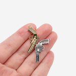 Подвеска "Кольт", 25*17мм, фианиты, позолота