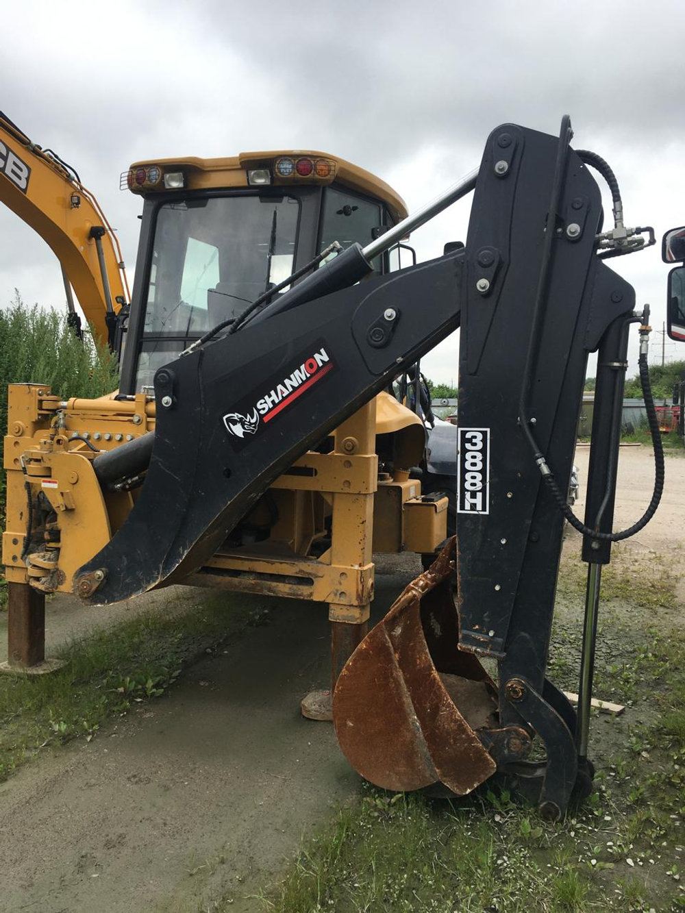 SHANMON 388 Экскаватор-погрузчик 388 (Дизельный, 4,8 л, 102 л.с., АТ)