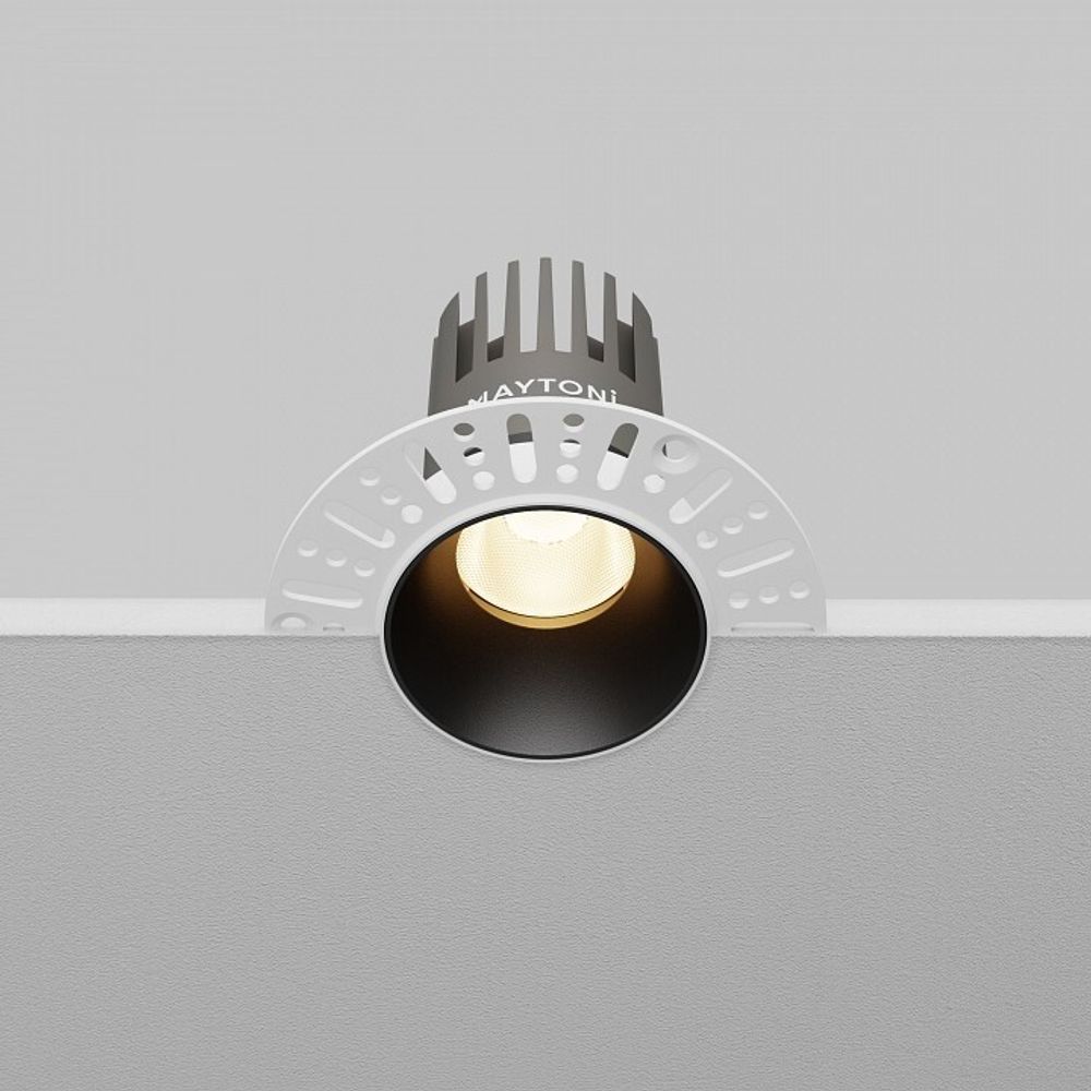 Встраиваемый светильник Maytoni  DL119-10W-3K-TRS-B