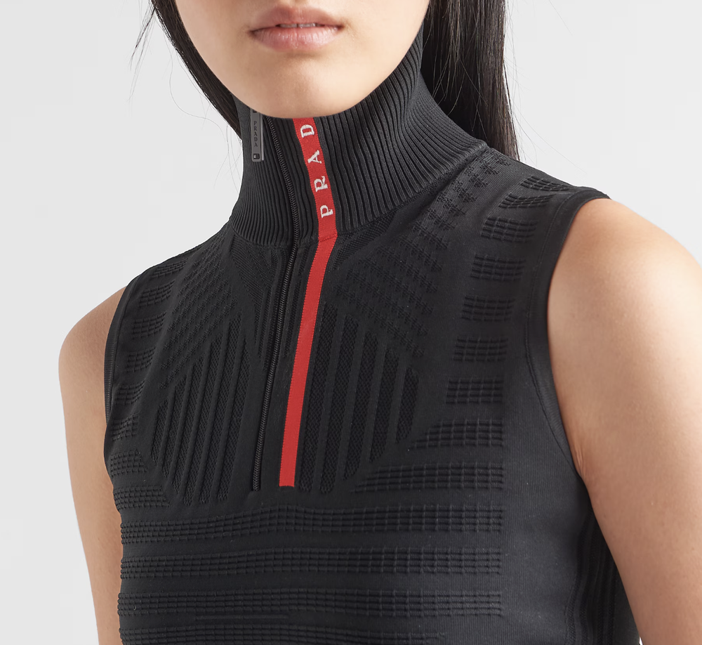 Топ Prada Linea Rossa из переработанного нейлона с молнией