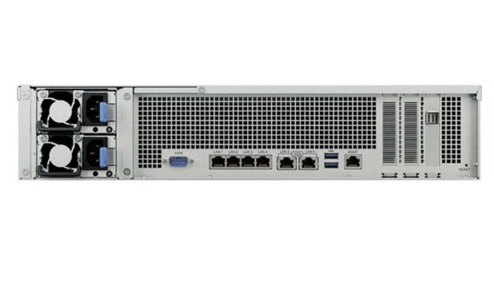 Сетевое хранилище Synology SA3610