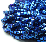 БВЛ006НН4 Хрустальные бусины квадратные, синий металлик, размер 4 мм, кол-во: 44-45 шт.