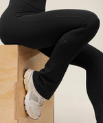 Леггинсы GYMSHARK Lifting Dipped Waistband Flared Leggings Black