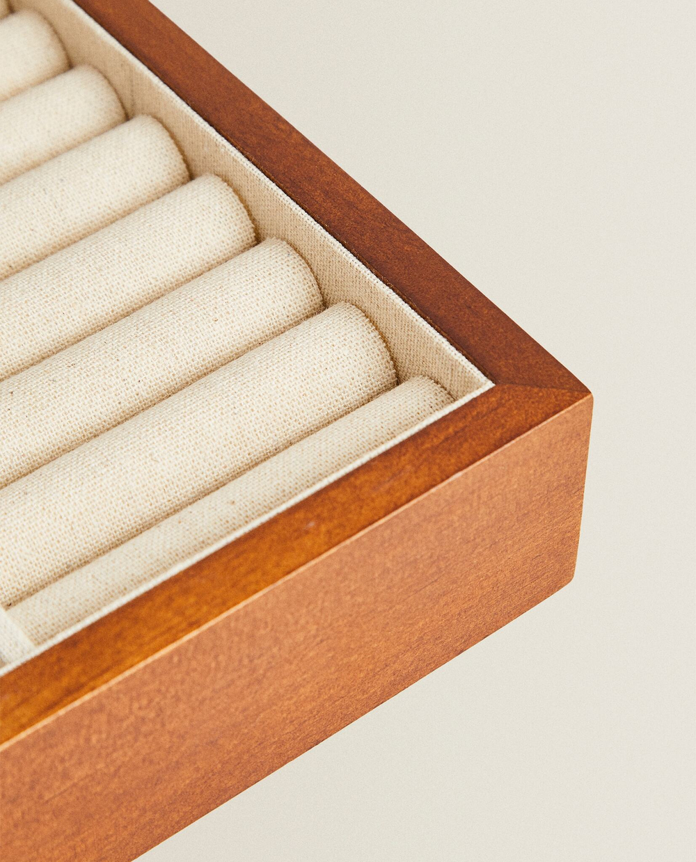 ZARA HOME ШКАТУЛКА ДЛЯ УКРАШЕНИЙ ИЗ НАТУРАЛЬНОГО ДЕРЕВА