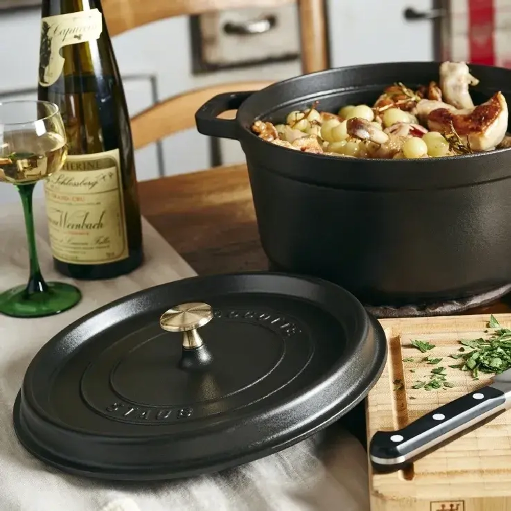 STAUB Чугунная кастрюля Cocotte 26 см 5,2 л черная