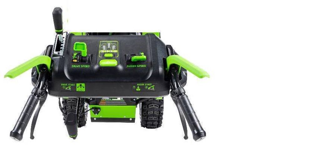 Снегоуборщик Greenworks GD82ST56, 82v, 61 см, в комплекте 3 шт. АКБ 2.5 А·ч и двойное ЗУ (самоходный ,аккумуляторный) 2602807U3А