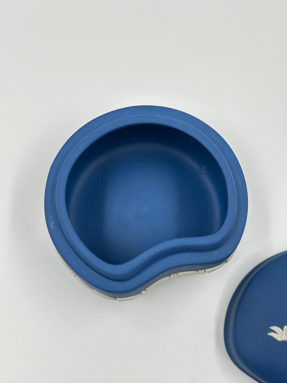 Шкатулка синяя Wedgwood