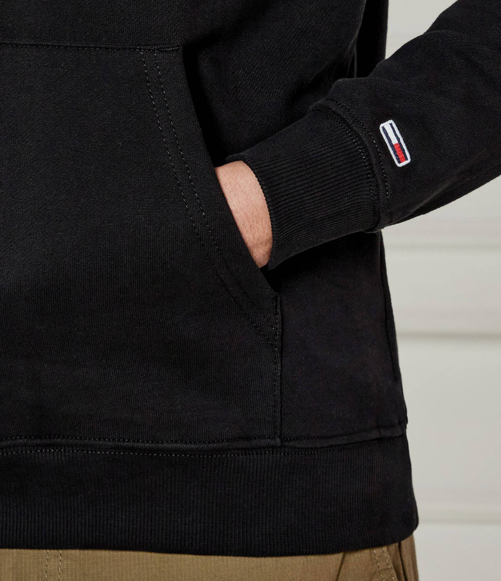 Худые Tommy Jeans - черный(DM0DM20847)