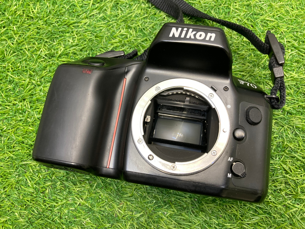 Nikon F70 kit 35-80mm 4-5.6D С дефектом