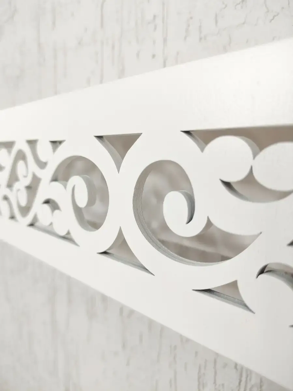 Полка настенная навесная 49*10*10 см