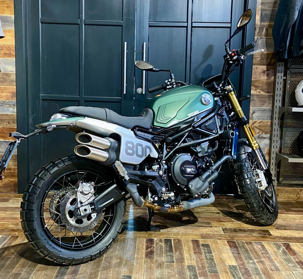 Benelli Leoncino 800 Trail