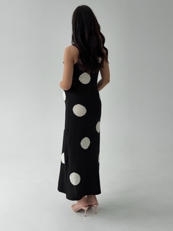 Платье вязаное, длинное, в крупный горох