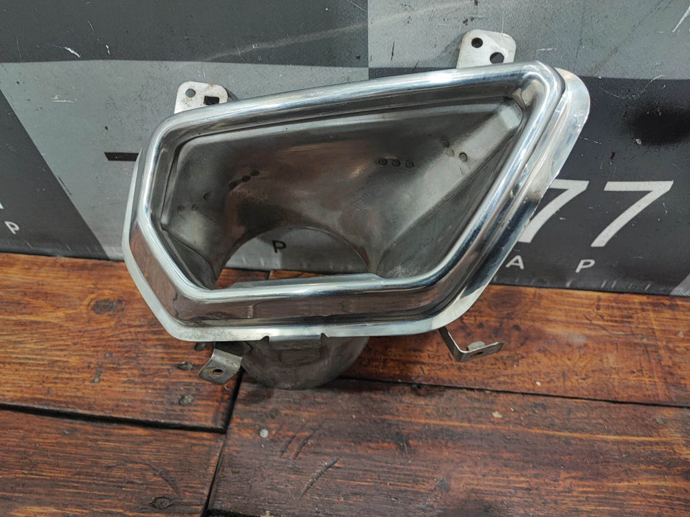 Насадка глушителя левая GAC GS8 2 21-нв Б/У Оригинал 7106091DRS0100