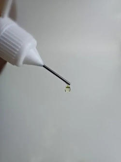 Масло смазочное универсальное бытовое машинное для смазки швейных машин, подшипников, замков, дверных петель и т.д. 50 мл