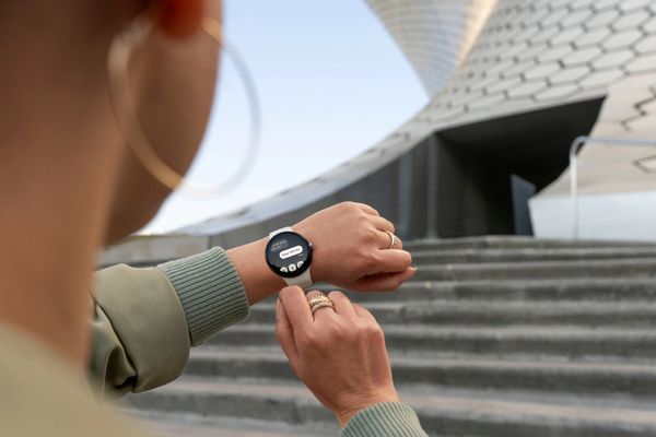 Умные часы Google Pixel Watch 41mm (Silver/Chalk), Bluetooth