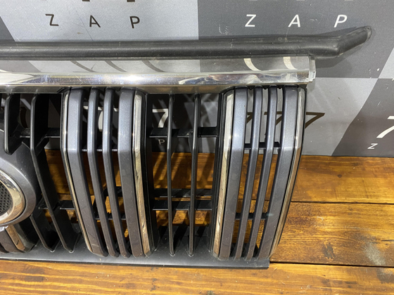 Решетка радиатора Toyota Land Cruiser Prado 150 17-24 Б/У Оригинал 5334260010