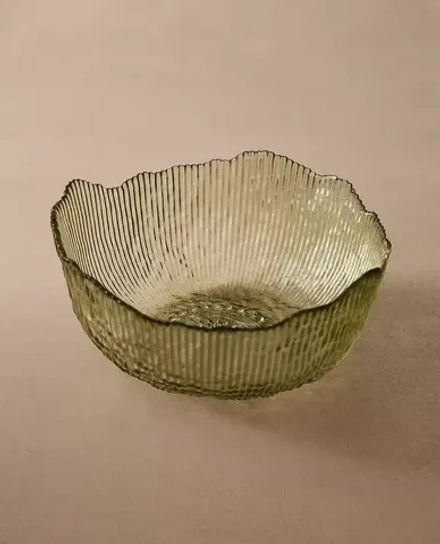 ZARA HOME СТЕКЛЯННАЯ САЛАТНИЦА С РЕЛЬЕФНОЙ ДЕТАЛЬЮ, ЗЕЛЕНЫЙ