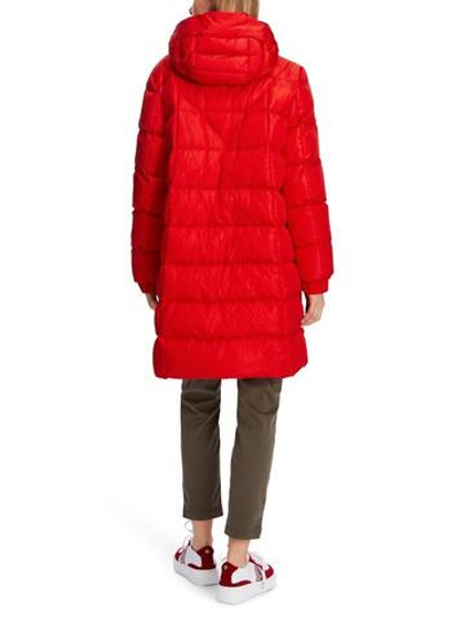 Marc Cain Пуховик стеганый с капюшоном