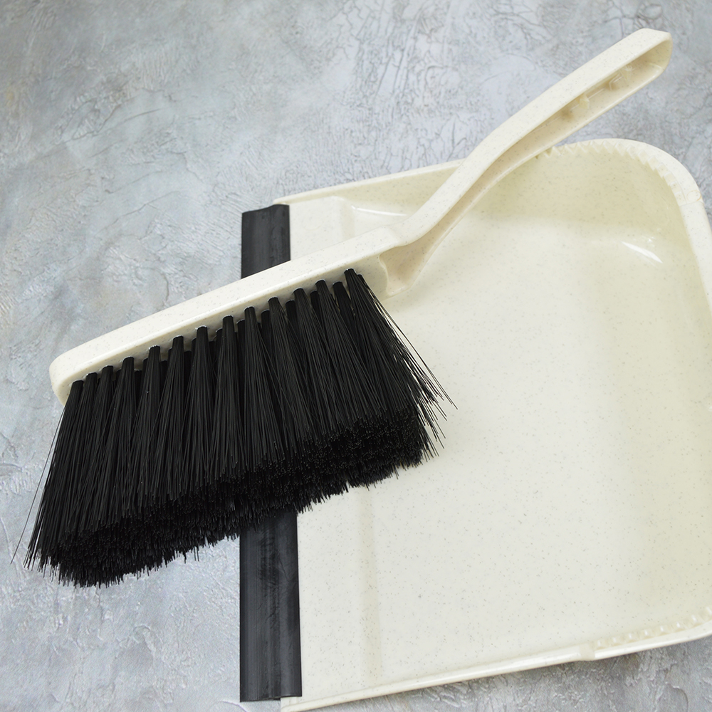 Щетка-сметка с квадратным совком с кромкой "Malta" (бежевый)