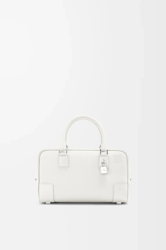 Loewe Сумка Amazona 23 из мягкой зернистой телячьей кожи, экрю