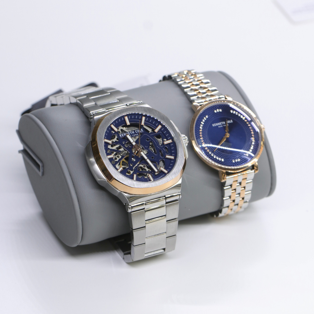 Подарочный комплект Kenneth Cole: мужские и женские часы