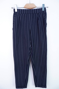 Брюки Bershka в крупную полоску, маркировка XS, визуально на 42 размер