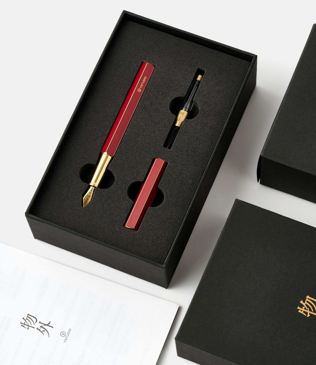 Ystudio Classic Revolve Fountain Pen Red — перьевая ручка из латуни