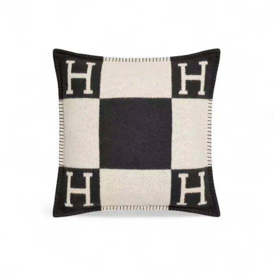 Подушка Hermes Avalon